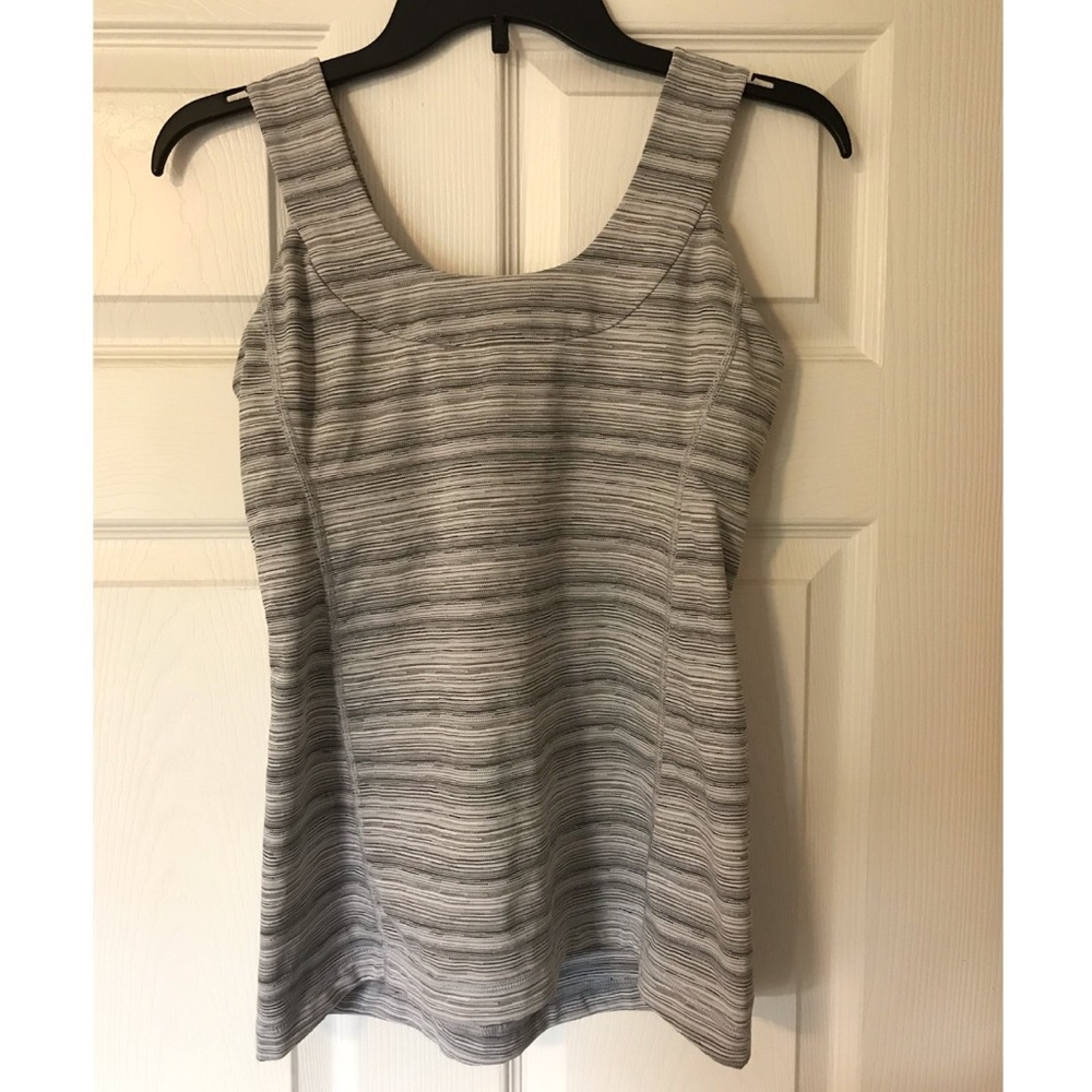 Lululemon tank top